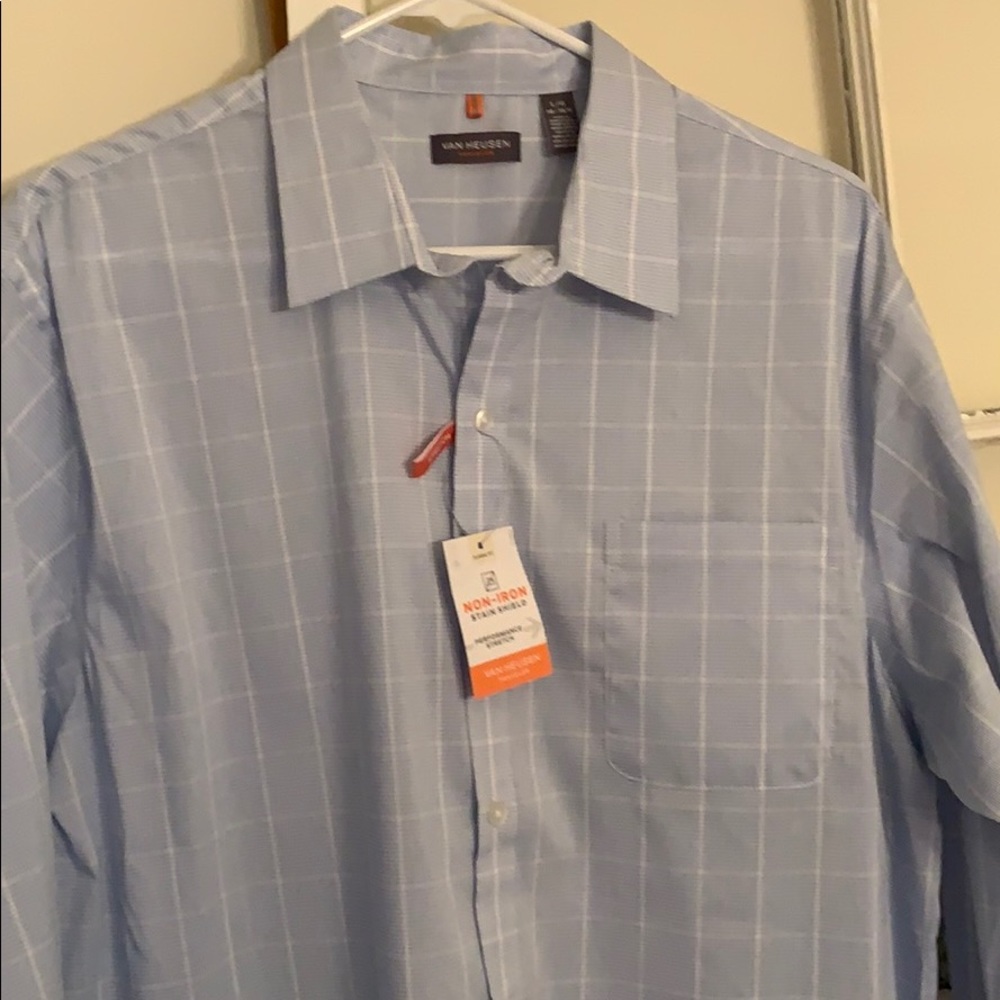 Men’s blue window pane button up